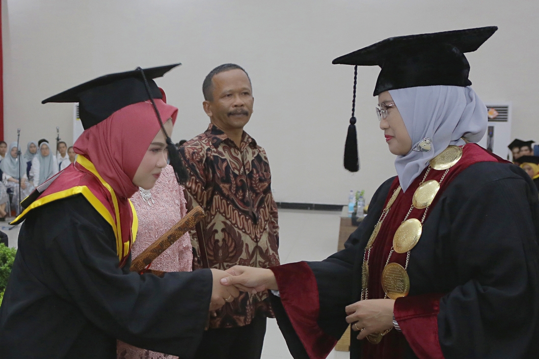 STTIF Bogor Gelar Wisuda Angkatan XII
